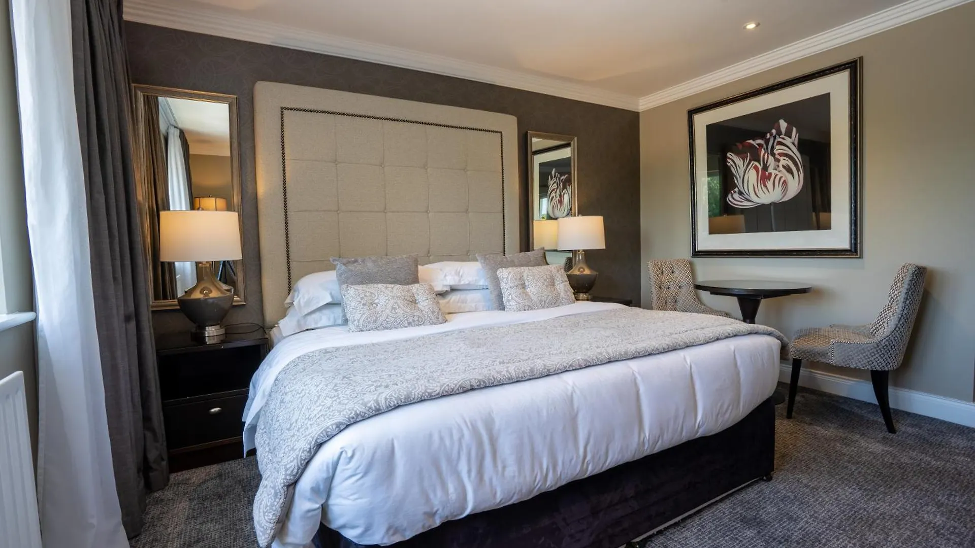 Killarney Oaks Hotel