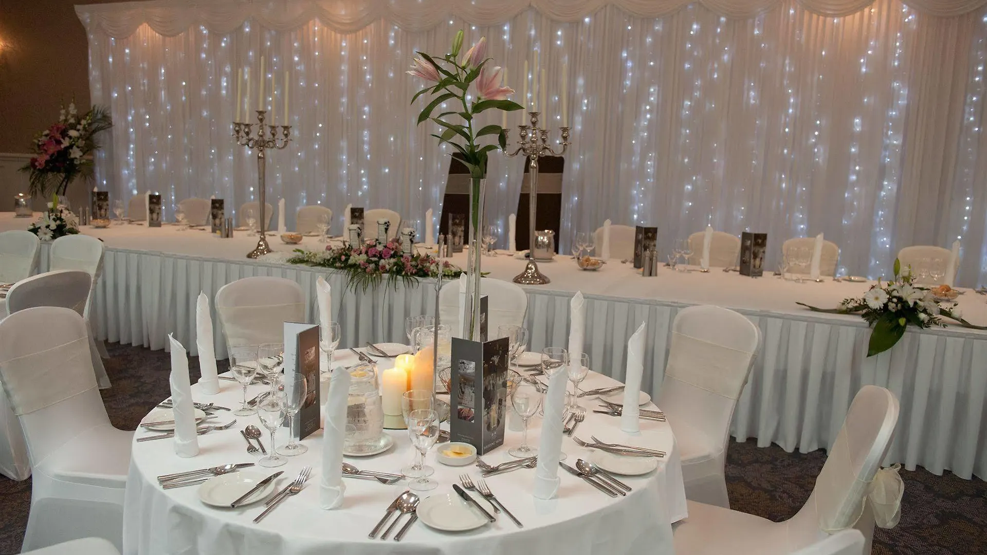 Killarney Oaks Hotel 4*,